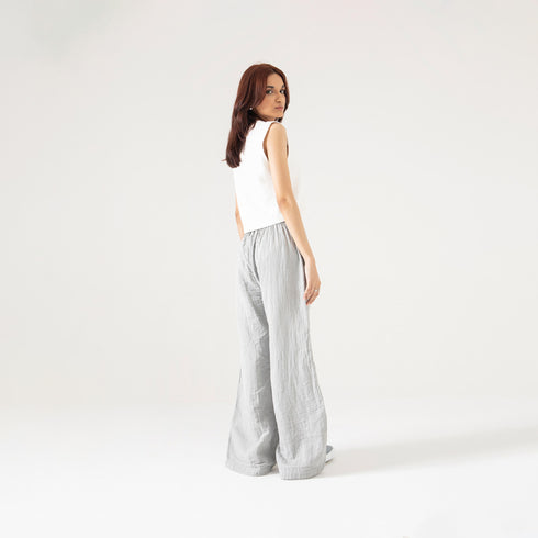 TEXTURED KNIT CROPPED TOP